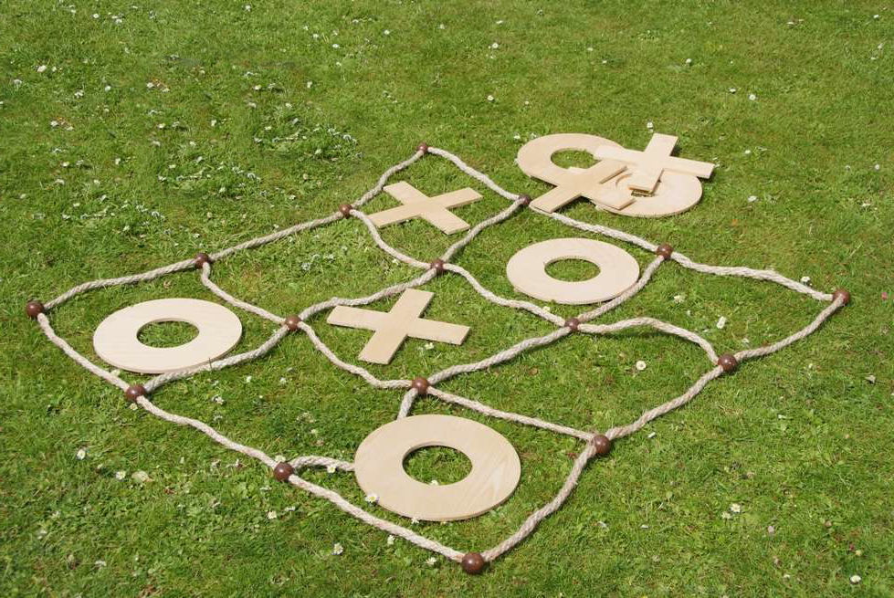 GIANT CROSS AND KNOTS